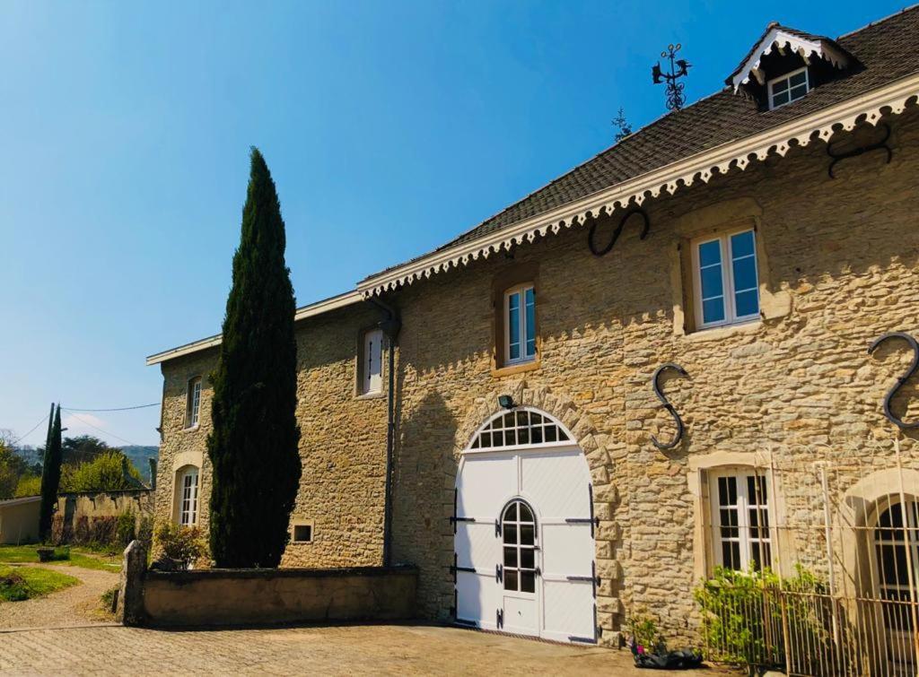 Le Clos Ayanna Cremieu Bagian luar foto