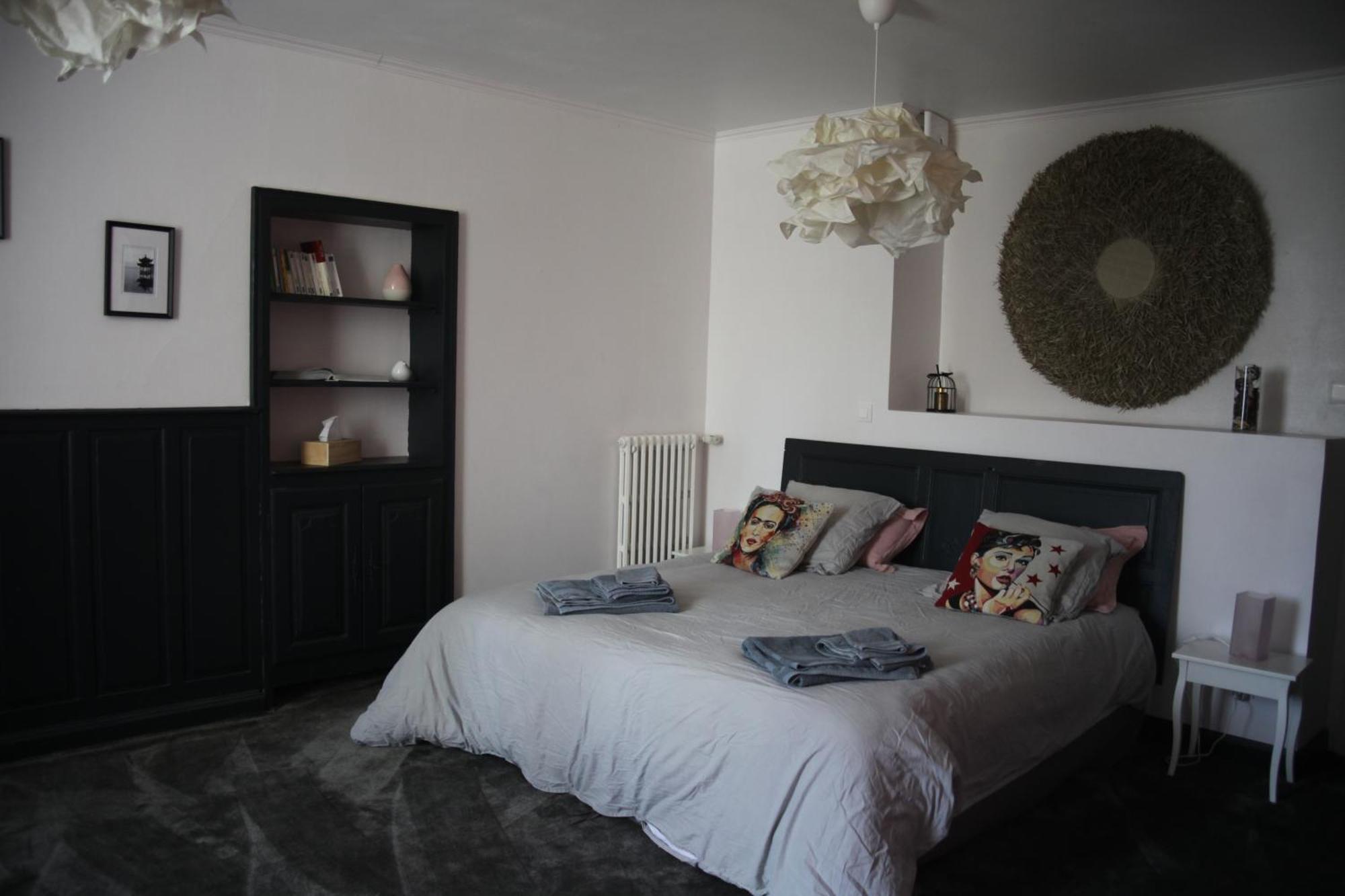 Le Clos Ayanna Cremieu Bagian luar foto